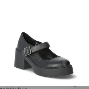 NWT Madden NYC Lug maryjane shoes size 9